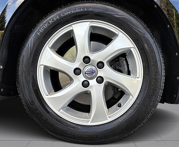 Volvo V40 Cross Country 8 of 19