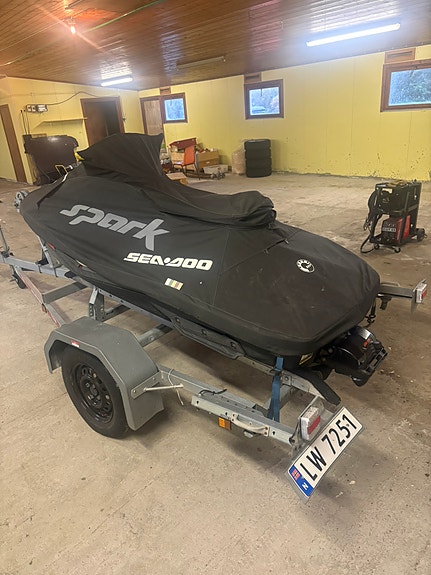 Seadoo spark 2up 14 of 16