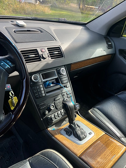 Volvo XC90 13 of 22