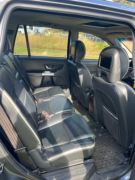 Volvo XC90 17 of 22