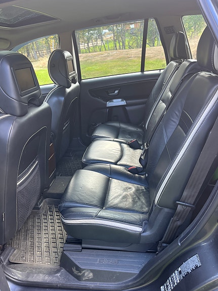 Volvo XC90 20 of 22