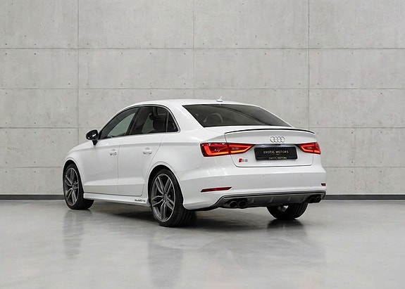 Audi S3 3 of 26