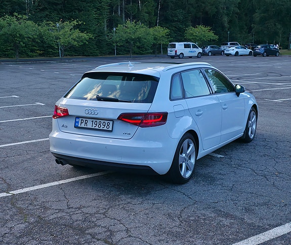 Audi A3 5 of 23