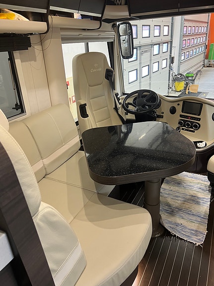 Concorde Charisma 790L 9 of 30