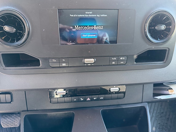 Mercedes-Benz Sprinter 317 14 of 14