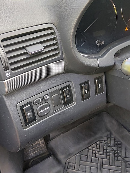 Toyota Avensis 14 of 14