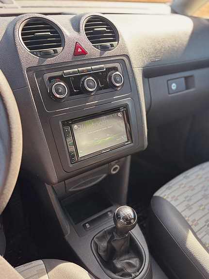 Volkswagen Caddy Maxi 8 of 14