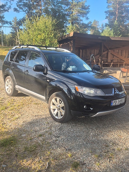 Mitsubishi Outlander 7 of 24