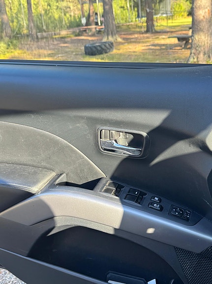 Mitsubishi Outlander 15 of 24