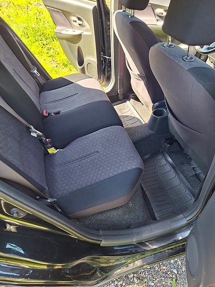 Toyota Urban Cruiser 16 of 30