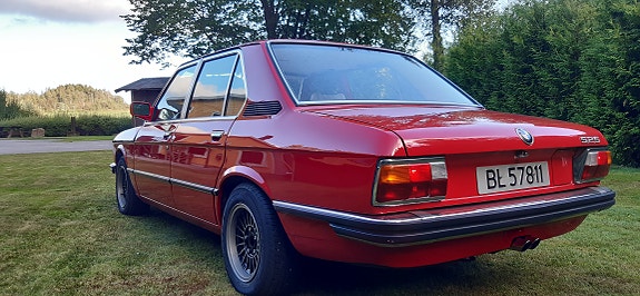 BMW 525 4 of 30