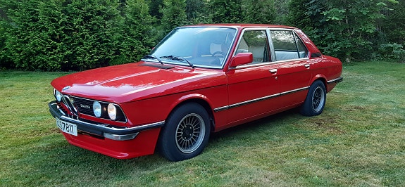 BMW 525 2 of 30