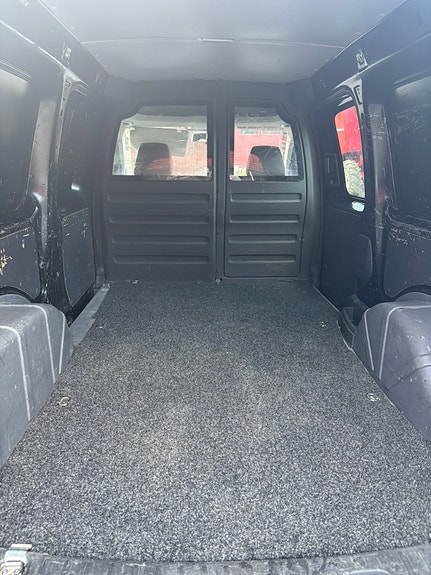 Volkswagen Caddy Maxi 6 of 14