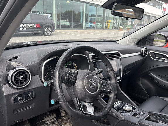 MG ZS EV 4 of 4
