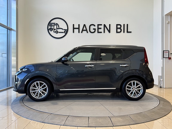 Kia e-Soul 4 of 26