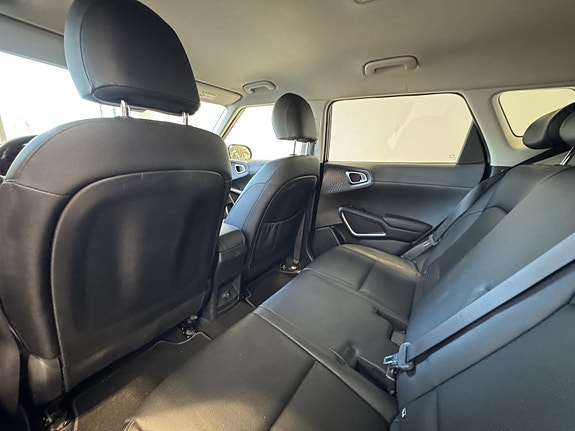 Kia e-Soul 12 of 26