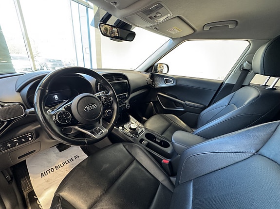 Kia e-Soul 17 of 26