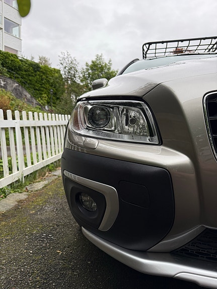Volvo XC70 13 of 30