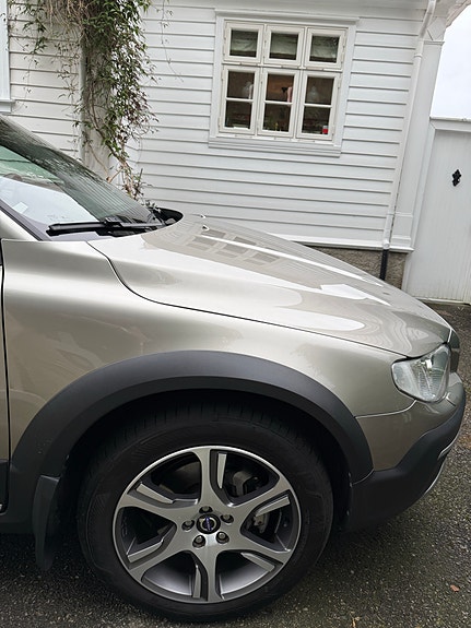 Volvo XC70 12 of 30