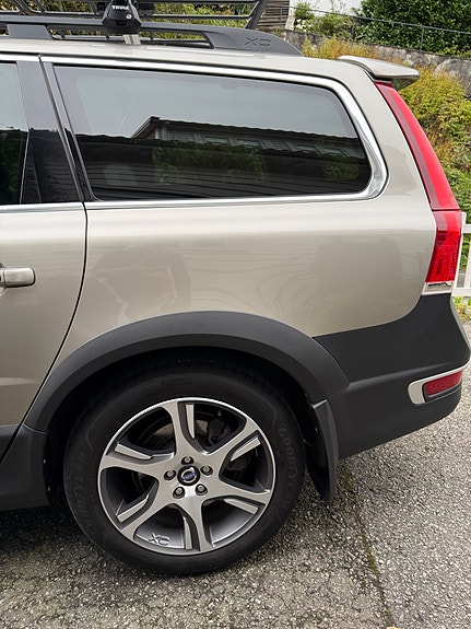 Volvo XC70 5 of 30