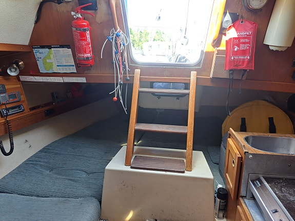 Maxi Fenix fixer-upper 16 of 30