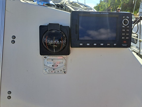 Maxi Fenix fixer-upper 13 of 30
