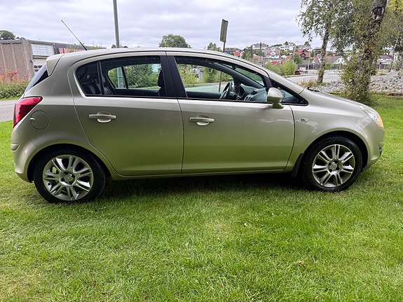 Opel Corsa 5 of 19