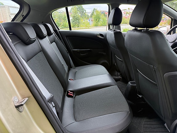 Opel Corsa 19 of 19