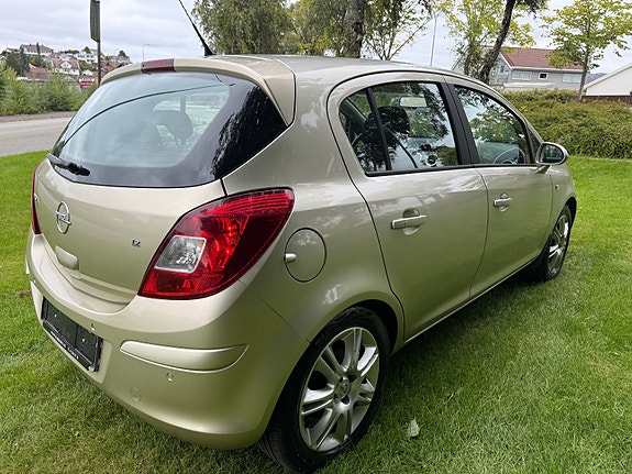 Opel Corsa 7 of 19