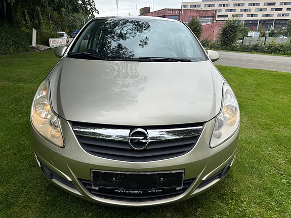 Opel Corsa 3 of 19