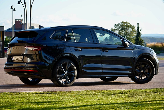 Skoda Enyaq RS 9 of 24