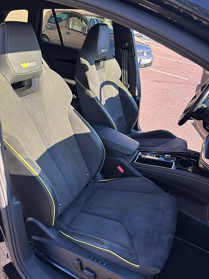 Skoda Enyaq RS 17 of 24