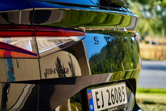 Skoda Enyaq RS 4 of 24