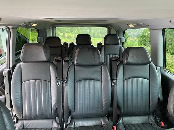 Mercedes-Benz Viano 9 of 30