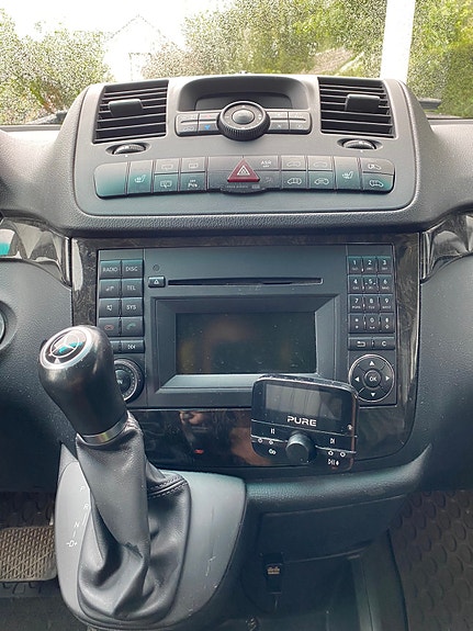 Mercedes-Benz Viano 17 of 30