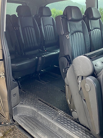 Mercedes-Benz Viano 24 of 30