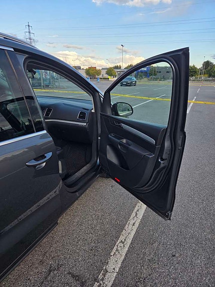 Volkswagen Sharan 21 of 25