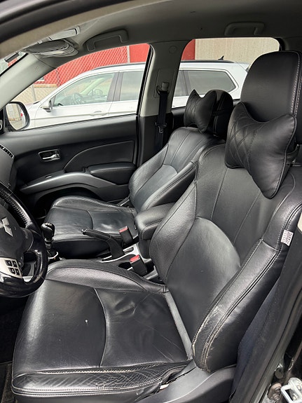 Mitsubishi Outlander 6 of 9