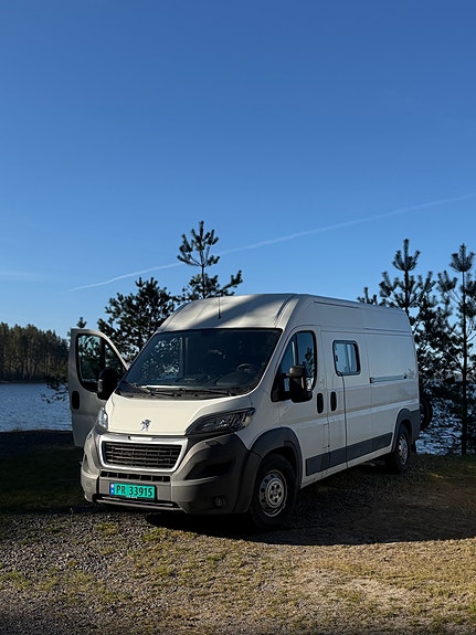 Peugeot Boxxer 2 of 18