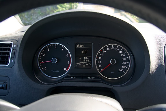 Volkswagen Polo 24 of 28