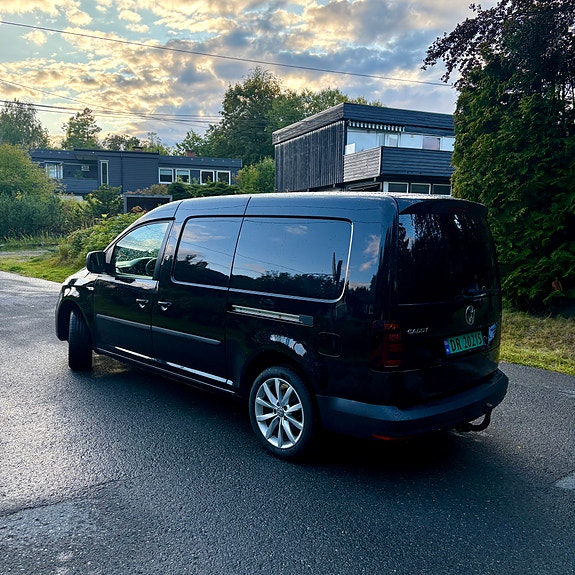Volkswagen Caddy Maxi 6 of 27