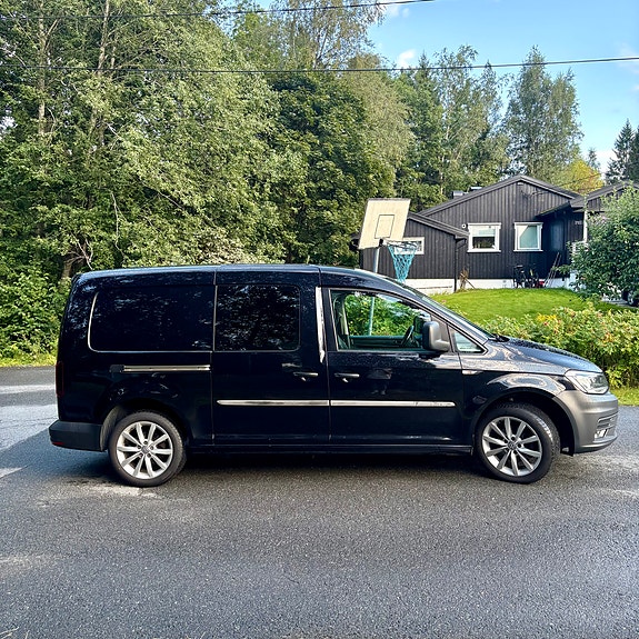 Volkswagen Caddy Maxi 4 of 27
