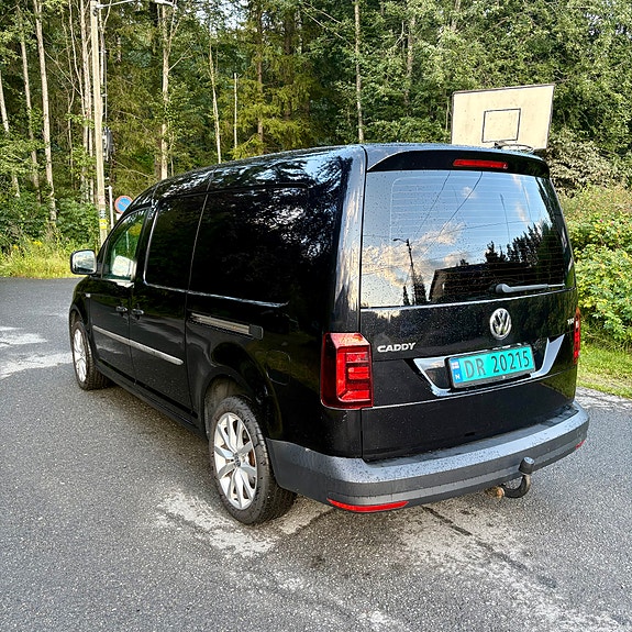 Volkswagen Caddy Maxi 8 of 27