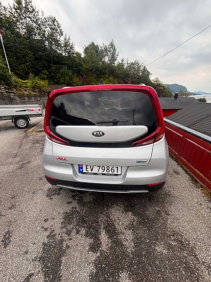 Kia e-Soul 5 of 16