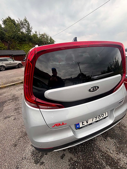 Kia e-Soul 3 of 16
