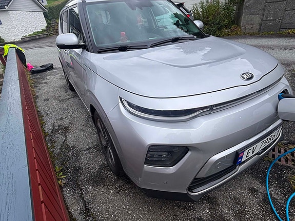 Kia e-Soul 11 of 16