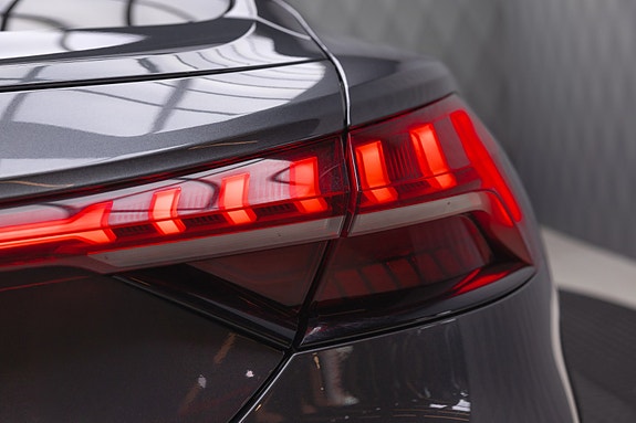 Audi e-tron GT 7 of 30
