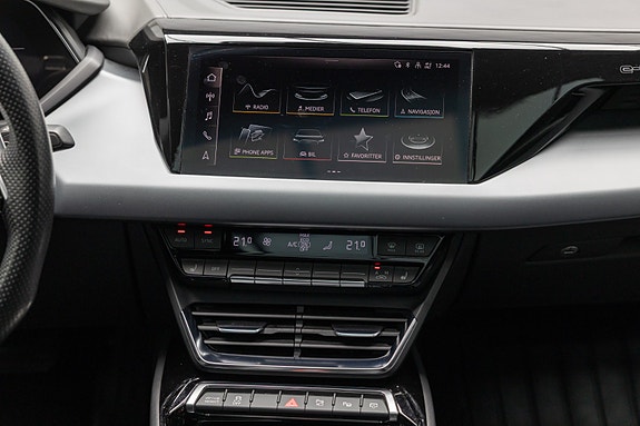 Audi e-tron GT 25 of 30