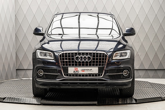 Audi Q5 4 of 25