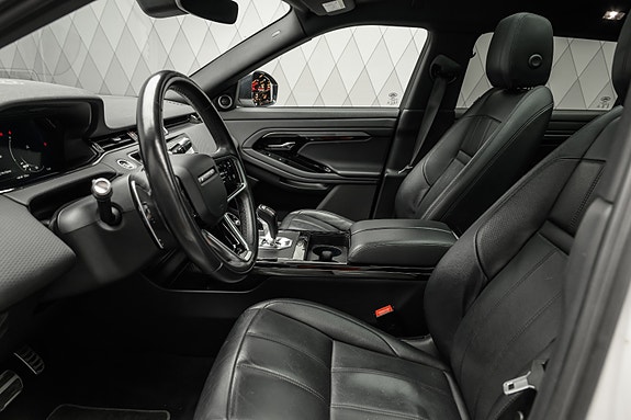 Land Rover Range Rover Evoque 22 of 30